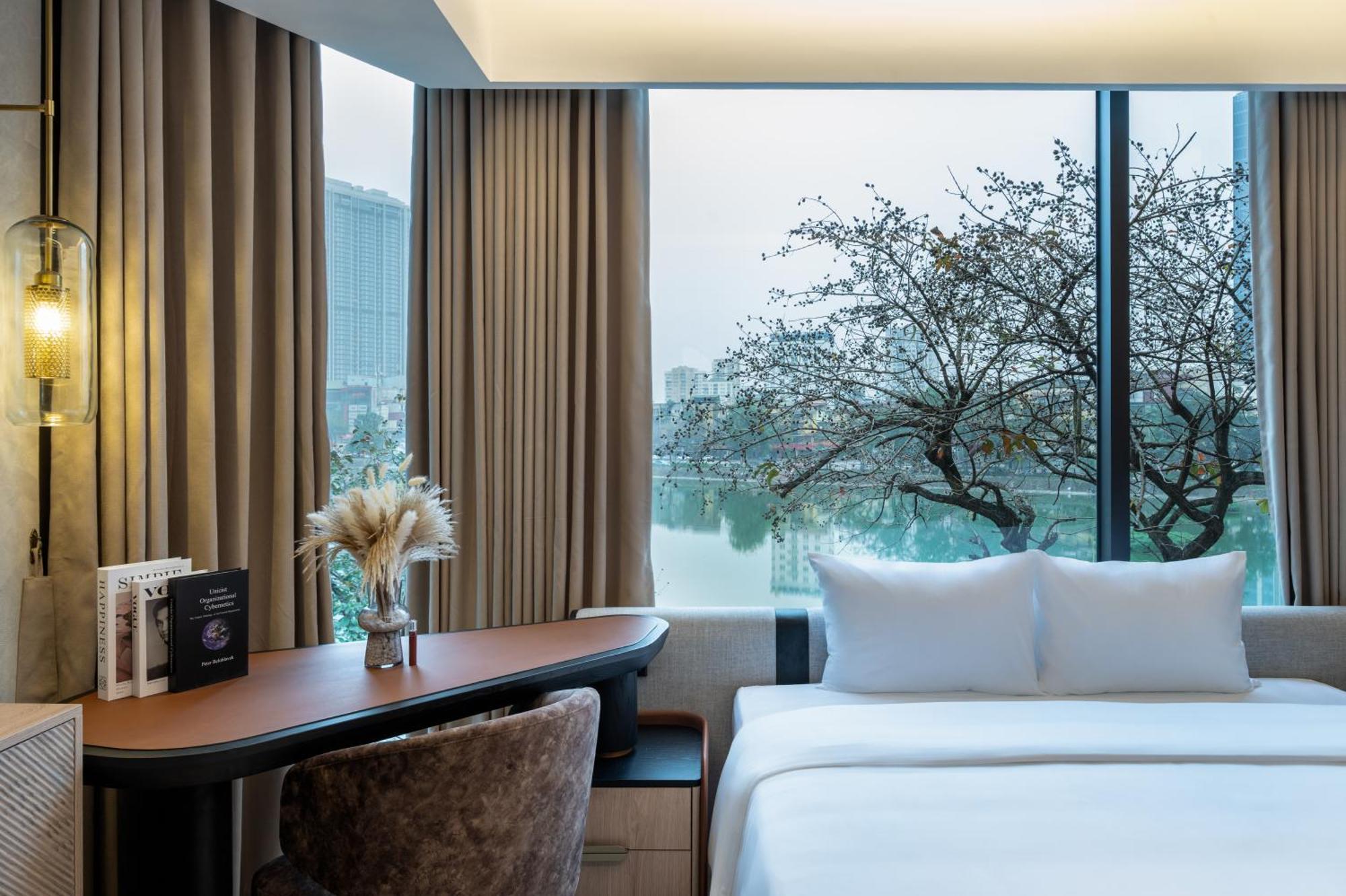 Irest Signature Ba Dinh Lakeside Hanoi