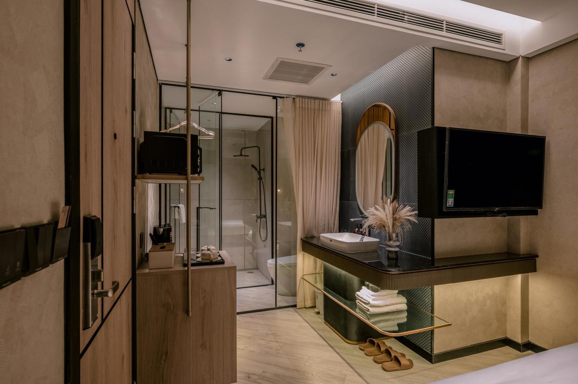 Irest Signature Ba Dinh Lakeside